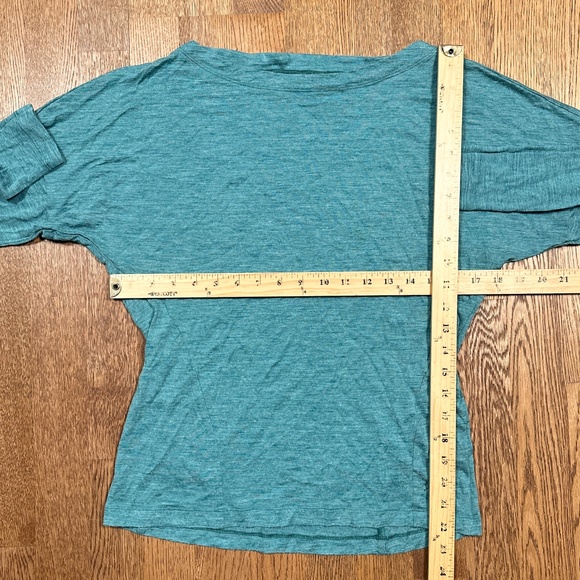 Arc'teryx Satoro Wool Blend Relaxed Fit Base Layer L/S T Shirt Teal Womens M - Picture 9 of 10